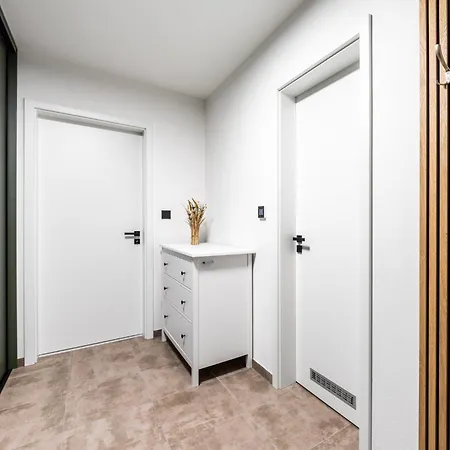 Alpalouka Apartment