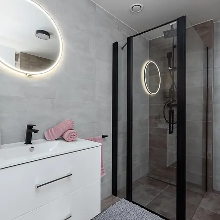 Apartment Alpalouka